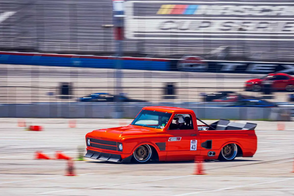 1970 Chevy C10 Wally Logan Barry's Speed Shop 17